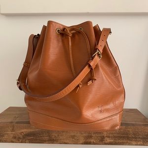 Louis Vuitton Noe in Epi Leather